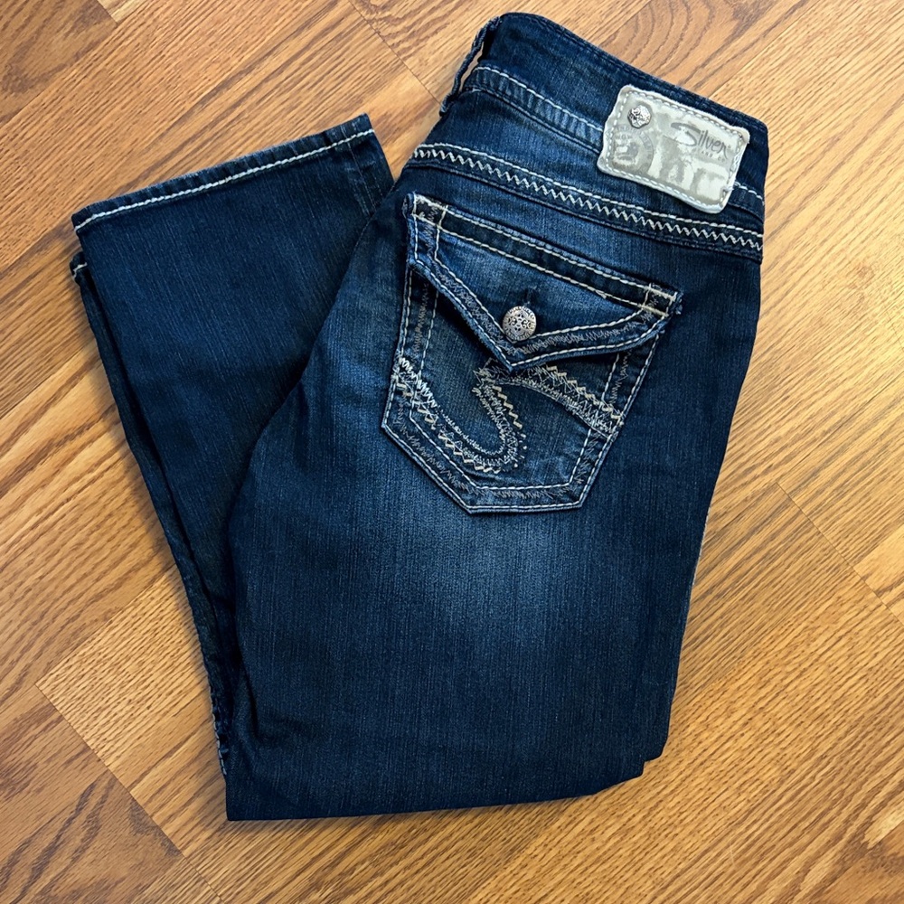 Silver Jeans Capri Suki Flap sz 29